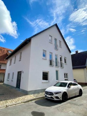 Neuwertiges EFH mit Fußbodenheizung u. Dachterrasse (BJ 2021)