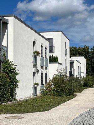 ***München-Bogenhausen!Prinz-Eugen-Park! Innovative 2-Zi. Neubau-Lifestyle-WE + Terrasse + Gart.!***