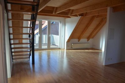 Sonnige Dachgeschoßwohnung auf zwei Ebenen