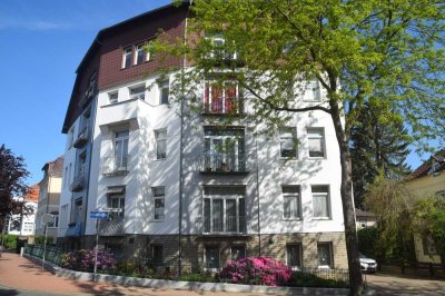 In bester Lage - Renovierungsbedürftige 5-Zimmer-Wohnung mit Potenzial in Bad Harzburg