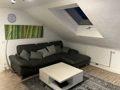 Schöne DG Wohnung zu vermieten