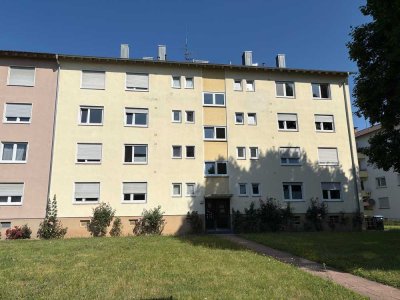 Schöne 4-ZKB Erdgeschosswohnung mit Balkon in Landau!