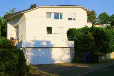 Tolle 4-Zi-DG-Wohnung in bevorzugter Lage