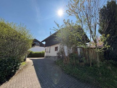 Attraktives Einfamilienhaus mit Ausbaureserve und vielen Nutzungsmöglichkeiten in Rosenheim-Pang