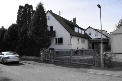 Zweifamilienhaus mit großer Lagefläche in schöner Lage in Gögglingen