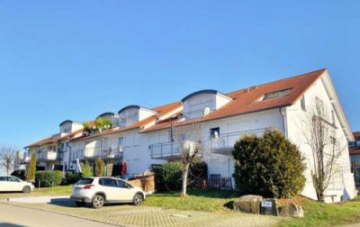 Stilvolle, modernisierte 2-Zimmer-Wohnung mit Terrasse in Aichtal