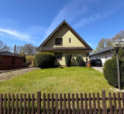 Gepflegtes Einfamilienhaus mit idyllischem Garten in ruhiger Wohnlage