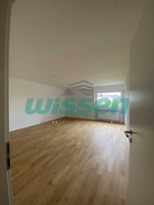 Kernsanierte schöne 2-Zimmer Wohnung nähe Tennisplätzen
