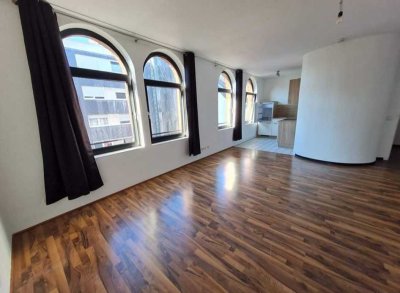 Helle 1-Zimmer-Wohnung mit EBK & Fußbodenheizung in Top-Lage Opladen