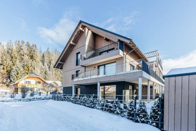 GARTENWOHNUNG I EXKLUSIVER NEUBAU I TIEFGARAGE I STILVOLLES ALPENIDYLL MIT GRIMMING BLICK I PROVISIONSFREI I AB SOFORT I TOURISTISCHE VERMIETUNG I PROJEKT ALPINE SUITE SPOT I