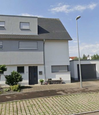 Exklusive Doppelhaushälfte (7 Zi.) in Ulm-Donaustetten, BJ 2014