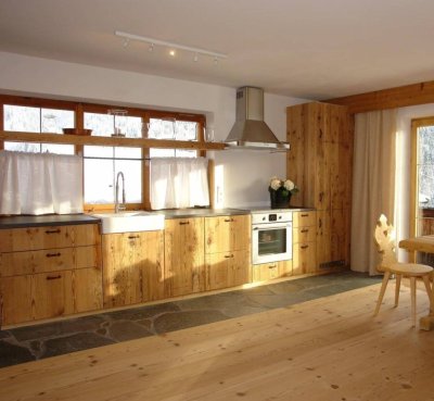 Alpbach: sonnige 2,5 Zimmer-Wohnung mit Balkon
