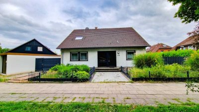 Charmante Dachgeschosswohnung in freistehendem 2-Familienhaus – ruhiges Wohnen in Essen-Vogelheim