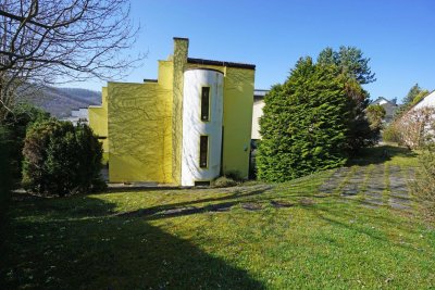 Eckreihenhaus mit Einfamilienhauscharakter in zentrumsnaher Aussichtsslage