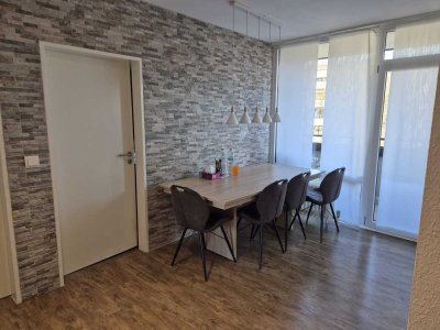 3,5 Zimmer Wohnung, 2 Balkons, Einbauküche, Schmölderpark