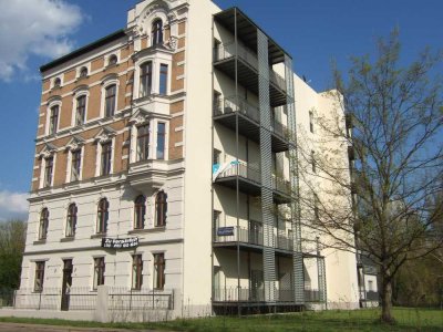 Studiowohnung auf der Elbinsel mit Balkon und Elbblick