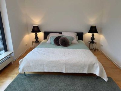 Exklusive Vollmöblierte Dachterrassenwohnung mit 102 m² in Bestlage von Zehlendorf-Mitte