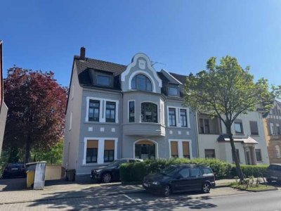� Rarität in Dortmund-Schüren: Stilvolle Erdgeschosswohnung mit großem Garten in Jugendstilvilla!