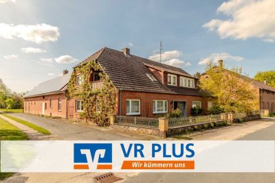 Idyllischer Resthof mit großzügigen Nebengebäuden in Ortsrandlage