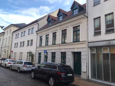 Renovierte 3 Zimmer-Wohnung mit Balkon in der Münzstraße zu mieten!