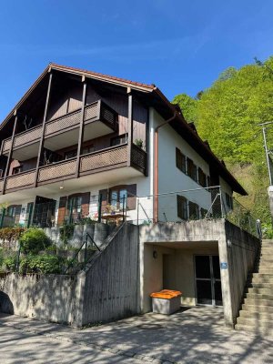 Attraktive 2-Zimmer-Wohnung mit großem Balkon und Blick ins Grüne