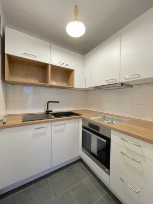 Neu Saniertes App. mit Terrasse u. Küche