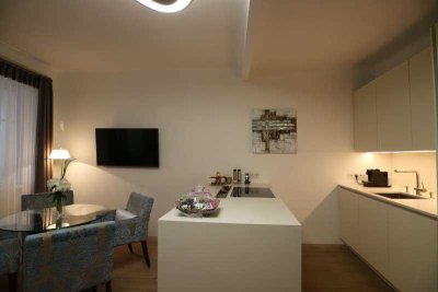 Freundliche 2-Zimmer-Wohnung mit Einbauküche in Leverkusen