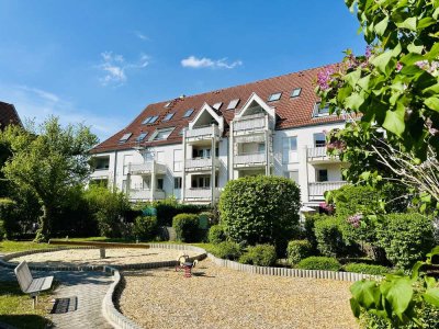 HELL - VERKEHRSGÜNSTIG - RUHIG -  2-Zimmer Wohnung mit Balkon in Augsburg-Haunstetten