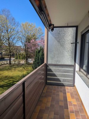 Ruhige 3-Zimmerwohnung mit Balkon in Poing