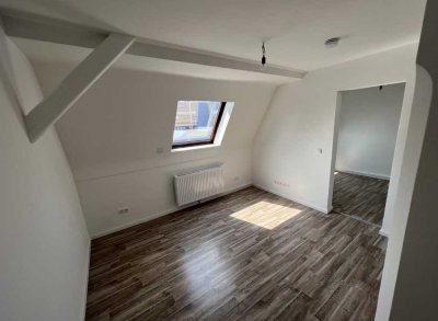 Über 5% Rendite, Top Zustand, provisionsfrei! - 1,5-Zimmer-Apartment nahe Villa Berg