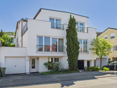 Exklusive Doppelhaushälfte in Bestlage Seeheim