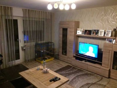 Großzügige 3 Zi. - Wohnung mit Balkon