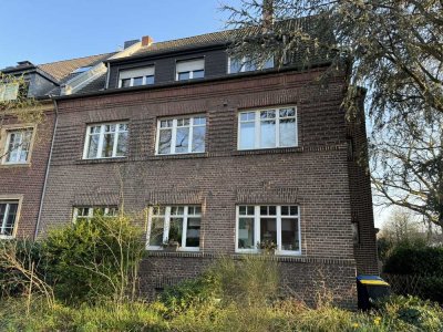 4-Zimmer Dachgeschoß-Maisonette in Krefelds schönster Lage!