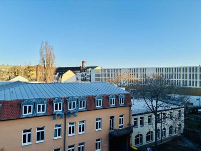 Dachgeschosswohnung mit Balkon als Kapitalanlage mit Potential!