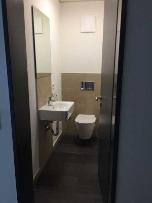 Attraktive 2,5-Zi.-Wohnung im EG mit Balkon in Rottendorf