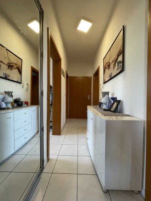 +++ Charmante 3-Zimmer-Wohnung mit Tageslichtbad +++