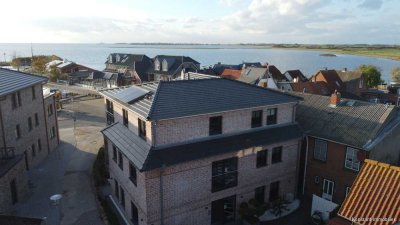 Meerblick und "Hafenkino" - Vollausgestattete 3 Zimmer Wohnung in Lemkenhafen auf Fehmarn