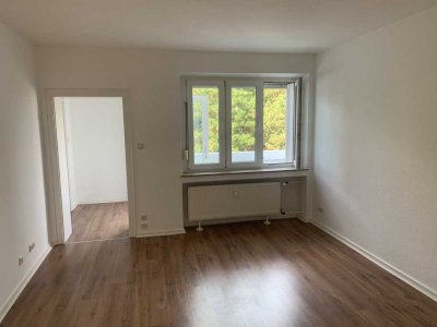 Charmante 2-Raum-Wohnung mit Balkon und EBK in Mönchengladbach