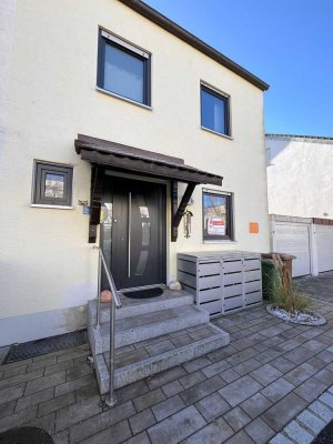 Modernisiertes 5-Zimmer Haus in Augsburg mit Garage