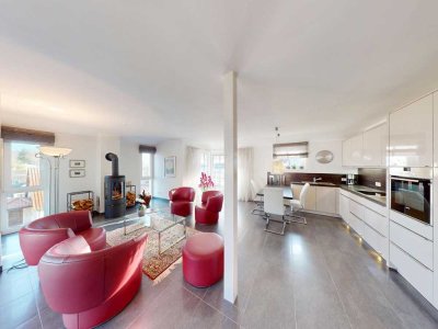 Elegante Küstenresidenz – Penthouse mit hochwertige Ausstattung & dezentem Meerblick