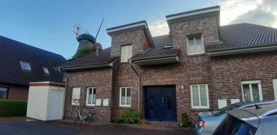 Schöne 3 ZKB über 2 Etagen im 4-Fam.-Haus mit gr. Balkon und EBK zum 01.01.2026