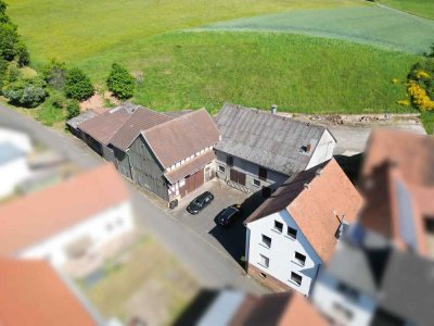 Großzügiger Dreiseitenhof in Wetter - Saniertes Haus, Vielseitig nutzbarer Hof!