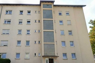 Geschmackvolle, modernisierte 1,5-Zimmer-Wohnung mit geh. Innenausstattung mit EBK in Neutraubling