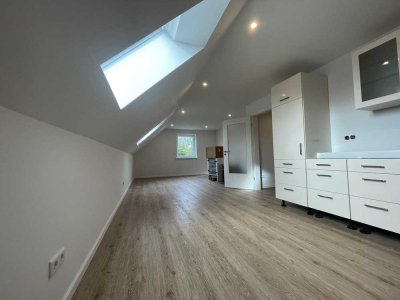 Erstbezug nach Sanierung: schöne 4-Zimmer-Wohnung mit Einbauküche in 25920, Risum-Lindholm