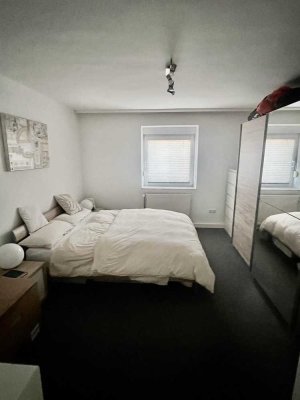 Moderne 2-Zimmer-Wohnung mit Balkon - voll möbliert in Würzburg-Zellerau