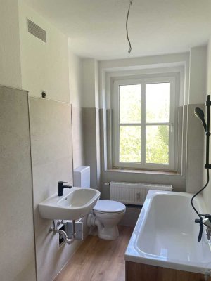 Erstbezug nach Sanierung: Stilvolle 3-Raum-Wohnung
