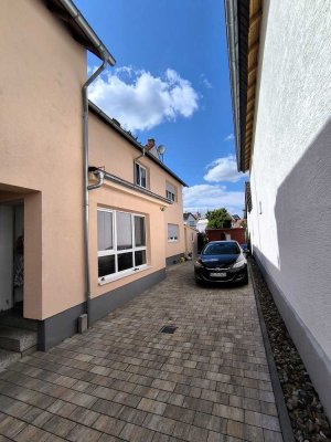 Einfamilienhaus in Astheim.
