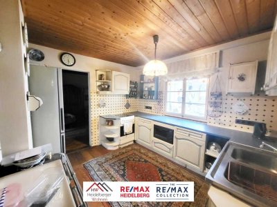 Renovierungsobjekt mit viel Potenzial – Haus mit Wintergarten und Nebengebäuden in Weinheim!