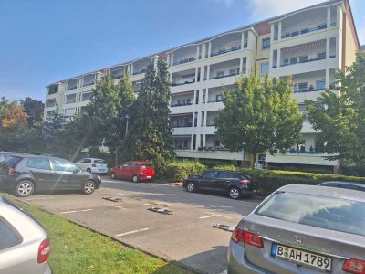Verkaufe hochwertige 2-Raum Eigentumswohnung, teilmöbliert,  in Berlin Marzahn