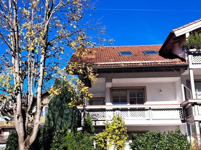 Großzügige 3-Zimmer-Maisonettewohnung mit herrlichem Berg- und Schlossblick